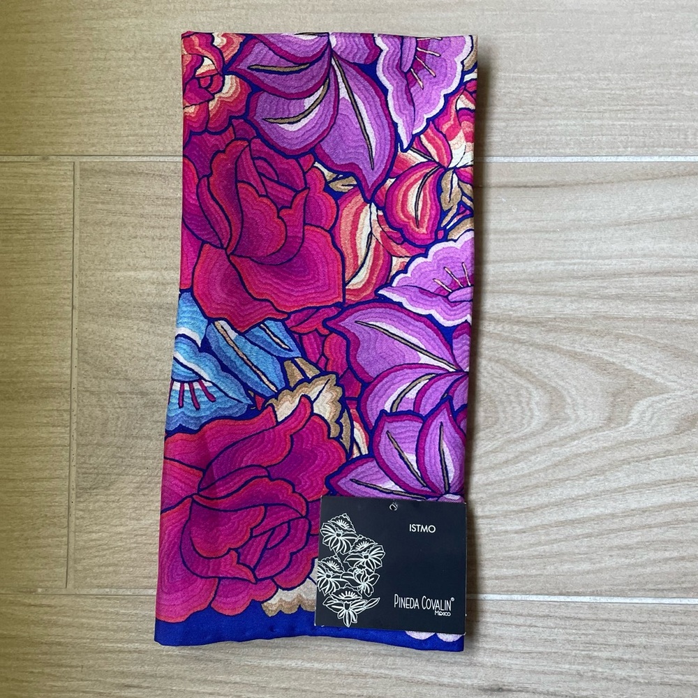 Pineda Covalin Itamo Scarf